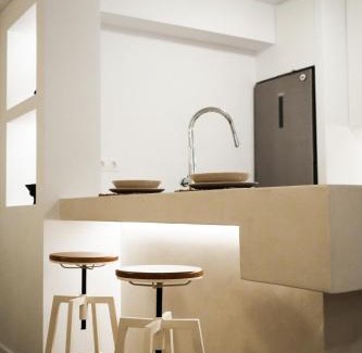 Karystos Apartamento | Underground Luxury Living