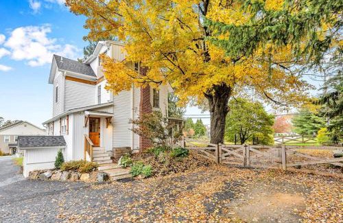 Kennett Square Casa | Underground Railroad 3 Bedroom Farmhouse