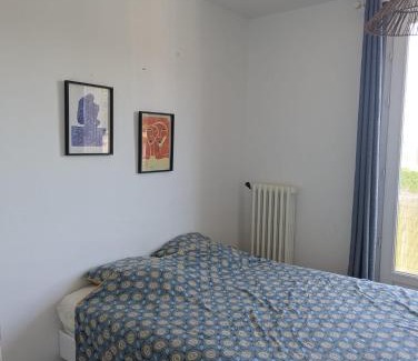 Soupetard Cama Y Desayuno | Une chambre à louer