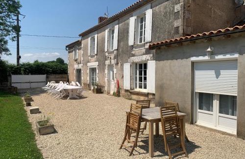 Vouhe Apartamento | Une chambre au calme en Gâtine Deux-Sévrienne