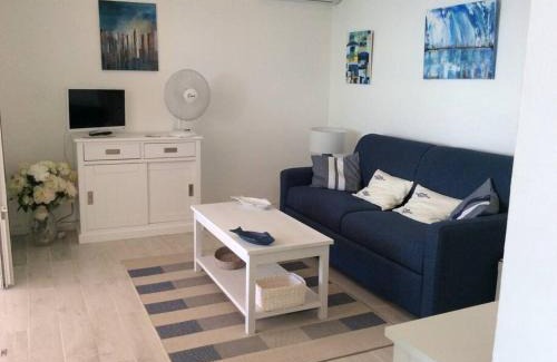 Perinet Apartamento | Une fenêtre sur la mer