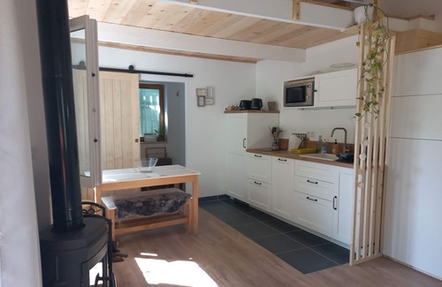 Cuers Casa | Une Maison Tout Confort, son Grand Terrain Nature et sa Piscine Juste Pour Vous!