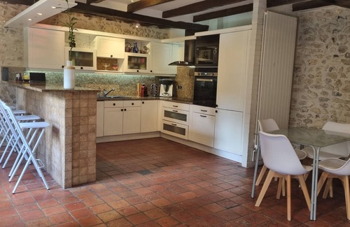 Saint-Pierre-de-Bailleul Casa | Unforgettable family vacations: Heated swimming pool, Large garden, Cinema, Spa