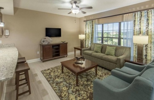 Orange Lake Complejo | Unforgettable Family Fun Awaits at Holiday Inn Club Vacations Orange Lake- 2 Bd
