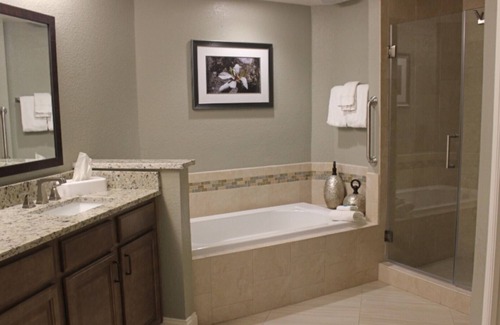 Orange Lake Complejo | Unforgettable Family Fun Awaits at Holiday Inn Club Vacations Orange Lake- 2 Bd