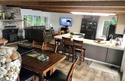 Hamilton Branch Casa | Unforgettable Lakefront 5+Bedroom in Lake Almanor