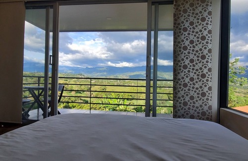 Circasia Otro | Vacaciones inolvidables, hermosa finca con impresionantes vistas y montañas.