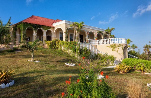 Governor's Harbour Casa | Unicorn Cay - Oceanfront Luxury Estate -Banks Rd. Climatizada - Piscina y generador
