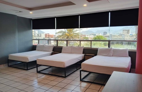 Centro de Monterrey Casa | Unidades Privadas con AC-TV-WiFi y Estacionamiento en Centro de MTY