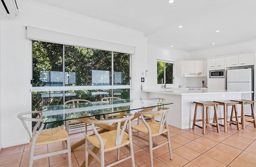 Peregian Beach Casa | Uninterrupted Ocean Views