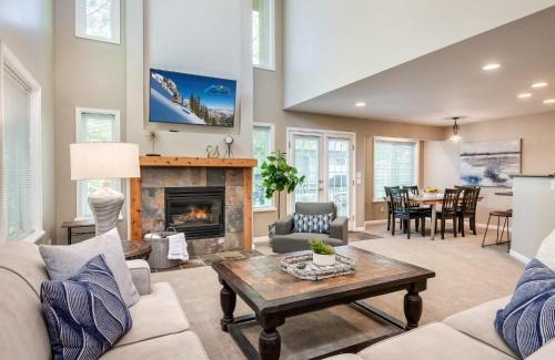 Midvale Casa | Union Gateway in Prime Salt Lake Location with Hot Tub