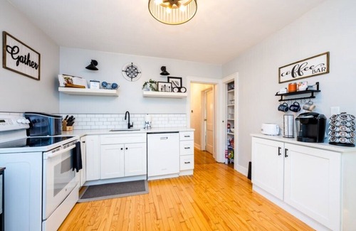 New Buffalo Casa | Union Pier Charmer Close To Association Beach and Downtown!