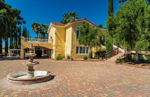Paso Robles Casa | Union Road Schoolhouse