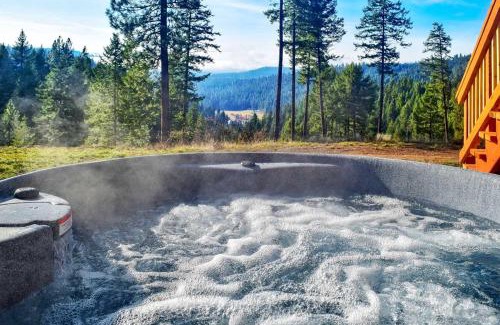 Coeur d'Alene Casa | Unique 40 Acre Nature Retreat with Trails and Views!