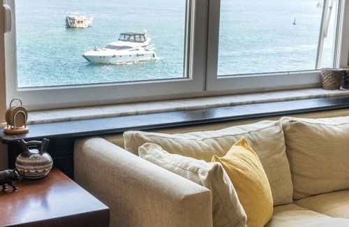 Bebek Apartamento | Unique and Luxury Bosphorus Flat in Bebek