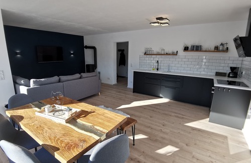 Petting Apartamento | Unique and modern apartment with designer bathroom and terrace