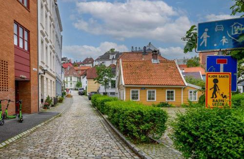 Engen Apartamento | Unique and Spacious Home in Bergens Most Charming Area