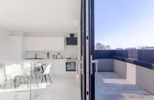 Haggerston Apartamento | Unique and Sun Filled 2 Bedroom Flat with Balcony -Hackney
