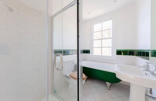 Haggerston Apartamento | Unique and Sun Filled 2 Bedroom Flat with Balcony -Hackney