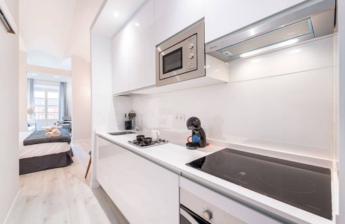 Sol Apartamento | Unique Apartment in Madrid Center.Plaza Mayor III