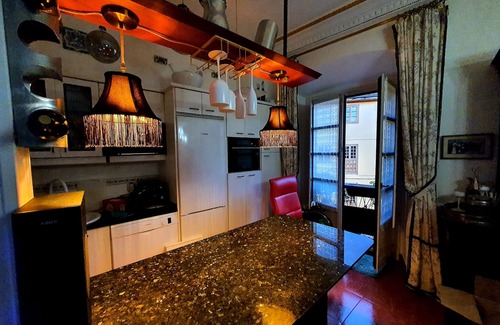 Centro de Oviedo Apartamento | Apartamento singular en el casco histórico . Un clásico renovado