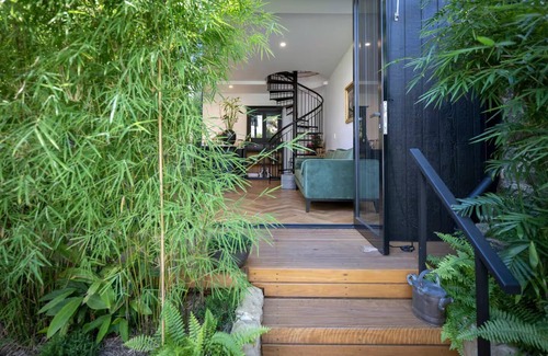 Paddington Casa | UNIQUE- Boutique Designer - The Barn Paddington