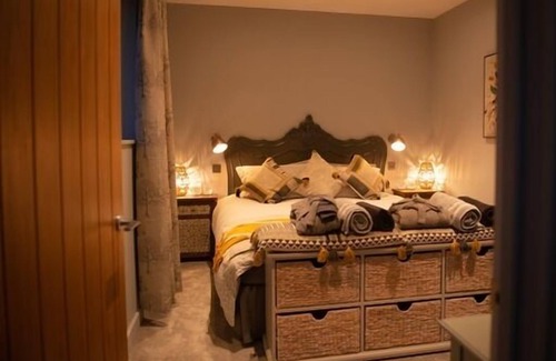Chichester Cabina | Unique Boutique luxury Bed and Breakfast
