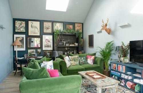Chichester Cabina | Unique Boutique luxury Bed and Breakfast