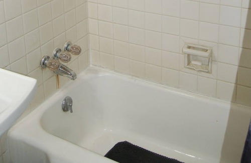 Roanoke Cabina | Unique Cabin private yet 5 minutes to town