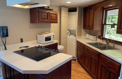 Northport Cabina | Cabaña única con playa privada en el lago Michigan