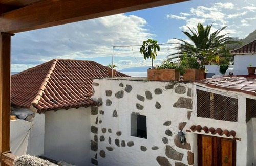 Las Aguas Casa | Cabaña canaria única del siglo XVIII - Casa SALVIA Las Aguas - océano y piscinas naturales a 150 m - Casa completamente cerrada