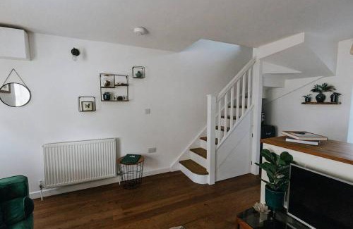 Newland Near Ulverston Casa | Unique Cottage in the heart of Ulverston