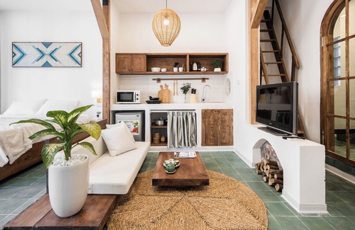 Hang Bac Apartamento | UNIQUE Creative & Apartment in Old Town