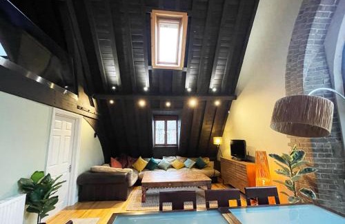 Penge Apartamento | Unique Crystal Palace Park Church Conversion