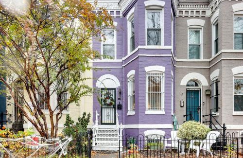 Near Northeast Casa | Unique DC Row House Near Historic H Street!