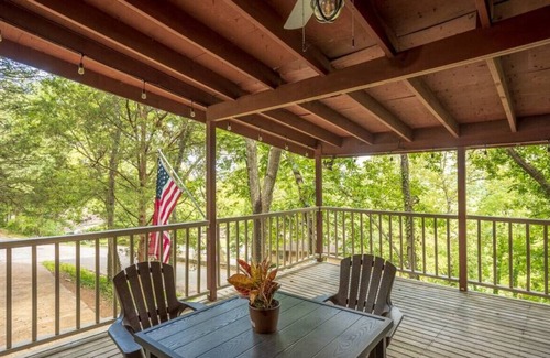 Huntsville Casa | Unique Downtown Cabin Home, 3 Bedrooms