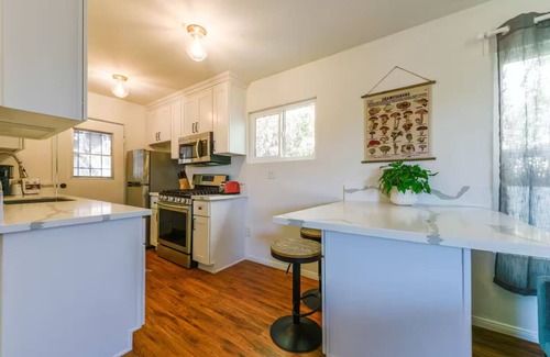 Elysian Heights Casa | Unique Echo Park Bungalow Hideaway 3BR/2Bth +Patio