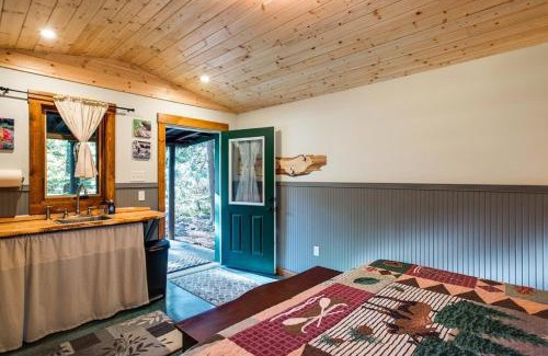 Maple Falls Casa | Unique Glamping Experience, Pet Friendly, Sleeps 2