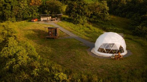 Ciales Otro | Unique Glamping Experience & Romantic Dome with Nature Escape and River