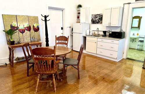 Levering Condominio | UNIQUE HIDDEN GEM CENTERED AMIDST LAKES, MACKINAW ISLAND, GOLFING HIKING BIKING!