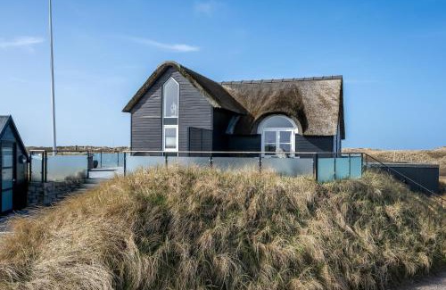Sondervig Casa | Unique Holiday Home For 10 People With A Large Outdoor Wellness Area - 1030