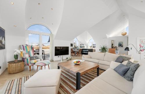 Sondervig Casa | Unique Holiday Home For 10 People With A Large Outdoor Wellness Area - 1030