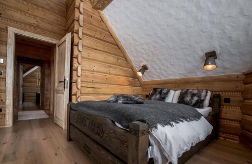 Pcim Casa | Una casa de vacaciones única y confortable en estilo montañés, chimenea, Zawadka