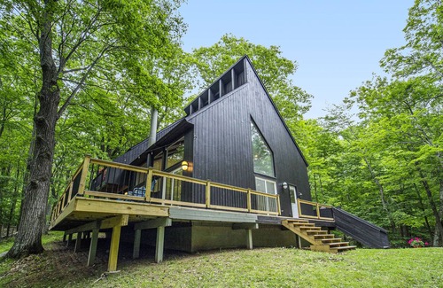Birchwood Farms Casa | Unique home on picturesque, wooded private lot with firepit & furnished deck