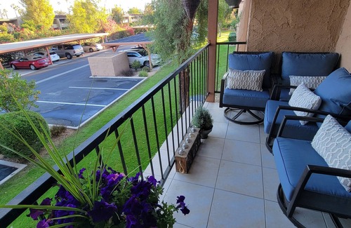 Baristo Condominio | Unique large desert(+) rental opportunity