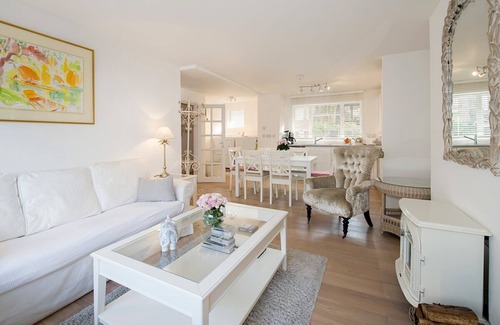 Holland Park Apartamento | Ubicación única: apartamento en planta baja tranquilo, limpio, luminoso y espacioso