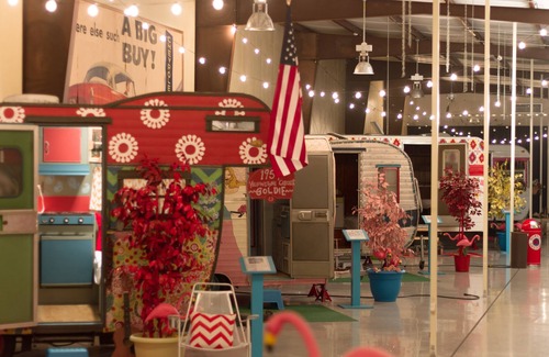 Warrenton Hotel | Glamping interior en Lone Star Glamp Inn en Round Top / Warrenton, Texas