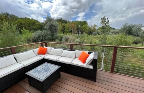 La Veta Casa | Unique Luxury Home Nestled in the trees.