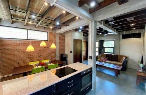 Luang Prabang Casa | Unique & Modern, Huge Kitchen, Great for Long Stays