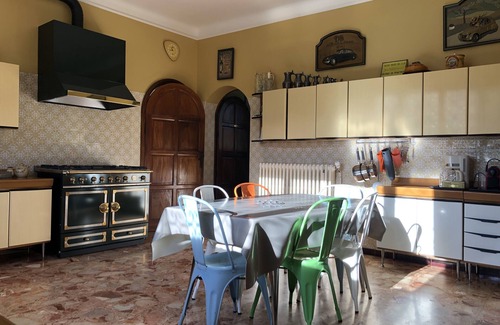 Septemes-les-Vallons Villa | Único: Manor + casa del cuidador con piscina entre Aix y Marsella